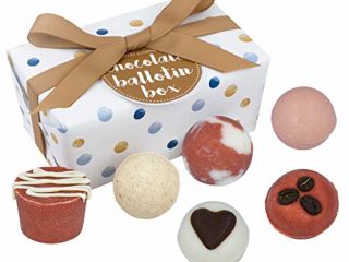 Bomb Cosmetics Derretir De Baño Envuelto Para Regalo, Contiene 6 Piezas, 70 G En Total, Chocolate Ballotin, Chispas De Chocolate Con Menta