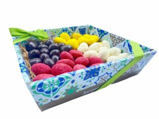 Chocolates Originales para Regalar 300g - Fresa, Coco, Almendra, Limón y Frambuesa Chocolateados- Cesta Chocolates Regalo Gourmet - Bombones para Regalar