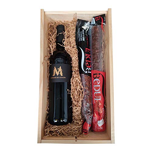 Económico lote de Navidad , una preciosa caja de madera con vino y embutidos, el regalo ideal para cualquier ocasión.