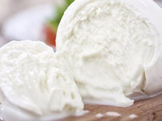 Mozzarella di Bufala 500 Gr.