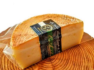 Queso CURADO Artesano. (Leche Cruda de Vaca) Sabor único. MEDIA PIEZA | Serie "Oro Andaluz" con Aceite Oliva Virgen Extra. La Verea Andaluza
