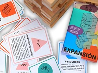 Alcrea Juego de Cartas para Torre de Madera (Jenga™). con Pruebas, retos y comodines Que amplían el Popular Juego de Mesa. Torre NO INCLUIDA