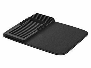 Amazon Basics - Estantería de plástico de secado con esterilla, 41x46cm / 16x18", color negro, con 2 esterillas