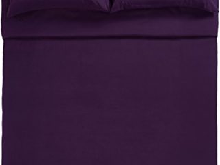 AmazonBasics - Juego con funda de edredón, en microfibra, 220 cm x 250 cm, 50 cm x 80 cm x 2, ciruela