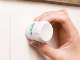 AYCORN Cerraduras de armario magnéticas a prueba de seguridad para niños y bebés, 10 cerraduras y 2 llaves, instalación fácil en segundos, video de instrucciones extra, sin tornillos ni taladros
