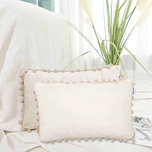 BCASE, Pack 2 Fundas de Cojines, Decorativas para el Hogar, Almohadas, Funda con Bolas Original, para Salón, Cama, Dormitorio, Sofá, Estudio, 30 x 50 cm, Beige