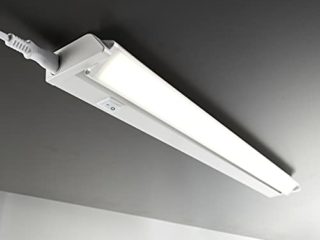 B.K.Licht - Lámpara fluorescente LED giratoria para armarios y cabinetes, de luz blanca neutra, iluminación bajo mueble con interruptor de luz, 8,5 W, 4000 K, 1000 lm, color blanco