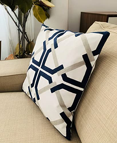 Conjunto 2 Fundas de Cojines Bordados de 45x45 cm. Cojines Elegantes Bordados. Pack de 2 Unidades. (Alhambra Azul Marino)