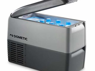 Dometic CoolFreeze CDF 26 - Nevera portátil de compresor, conexiones 12 / 24 / 230 V, clasificación energética A++, capacidad de enfriamiento de +10°C a -18°C, Gris Claro/Oscuro, 21.5 litros