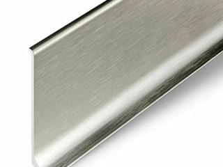 DQ-PP Zócalo | 50 m (2,5 m x 20) | 80 mm | Platino | Aluminio | Anodizado | Rodapié | Perfil | Zócalo | Listón | Aluminio | Listón | Base | Perfil | Listón | Perfil | Perfil | Perfil | Listón | Base