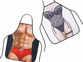 FT-SHOP Delantal Divertido de Cocina, Sexy Novedad Cocina Barbacoa Fiesta Delantal Regalo 2 Piezas (Hombre músculo + Mujer Sexy)