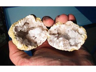 Geodas de Cuarzo Blanco Mini Seccionada Minerales y Cristales, Belleza energética, Meditacion, Amuletos Espirituales