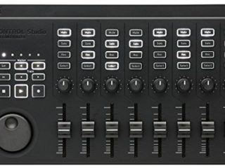 Korg nanoKONTROL Studio - Controlador midi
