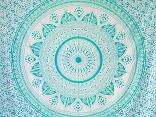 MOMOMUS Tapiz Mandala Sol - Aesthetic, Grande, Multiuso - Pareo/Toalla de Playa Gigante - Manta de Picnic Ligera o Alfombra Antiarena XXL- Turquesa