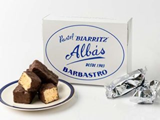 PASTEL BIARRITZ ALBAS - CHOCOLATE 12 pasteles individuales sin gluten, sin aditivos, sin conservantes, 100 % natural. Producto Artesanal.