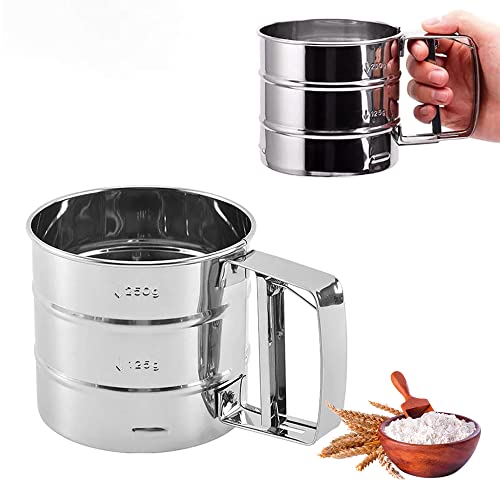 Tamizador de Harina Profesional para Repostería y Azucar Glas o Cacao, Tamiz y Espolvoreador para Harina, Cedazo Metálico con Mango Ergonómico, Cribador Profesional Grande y Cómodo