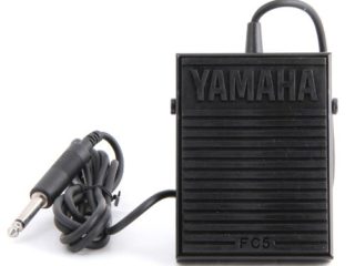 Yamaha FC-5A - Pedal de sustain para teclados y pianos electrónico, color negro